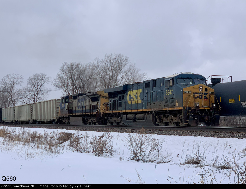 CSX 5347 on Q560